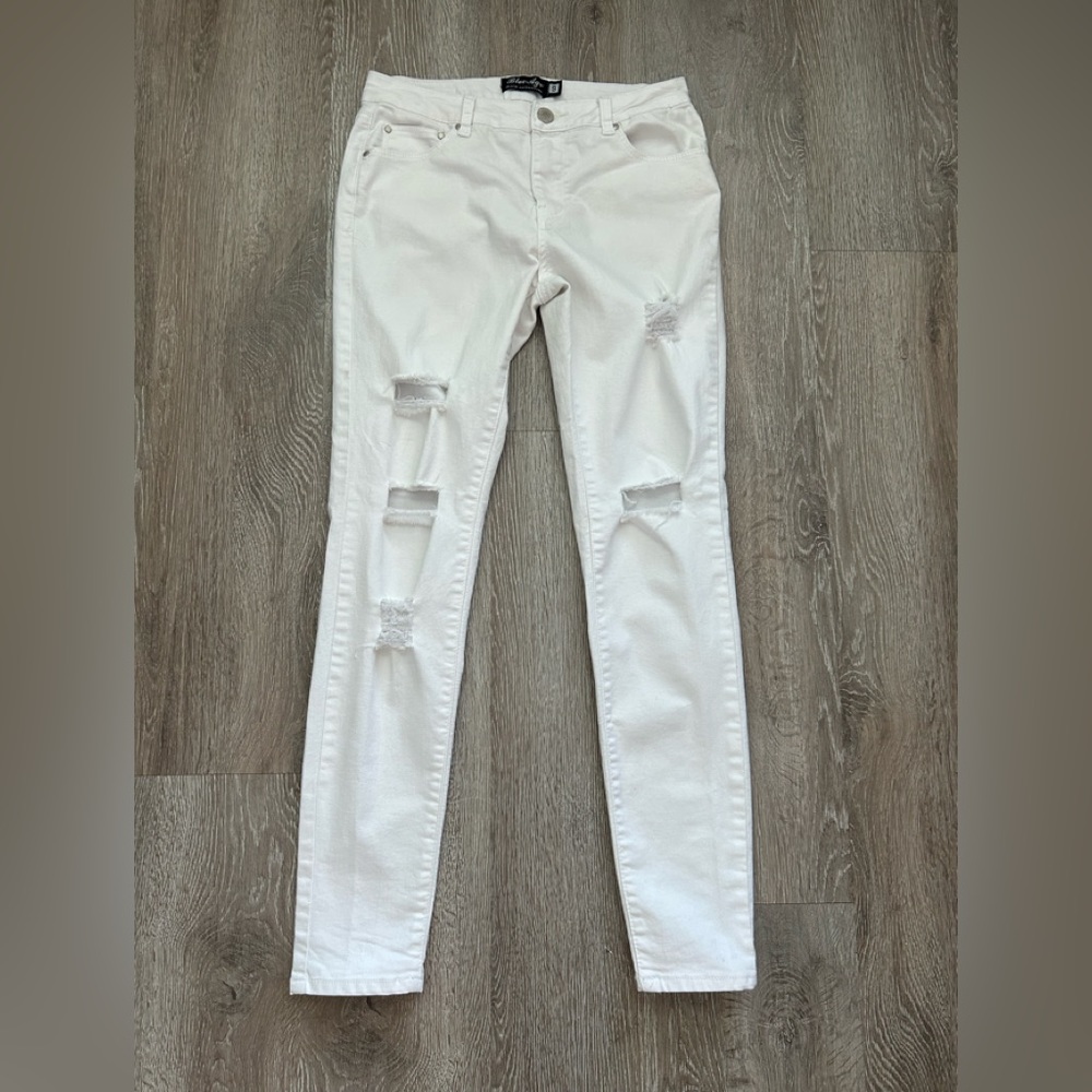 Blue age denim white distressed skinny jeans size 9